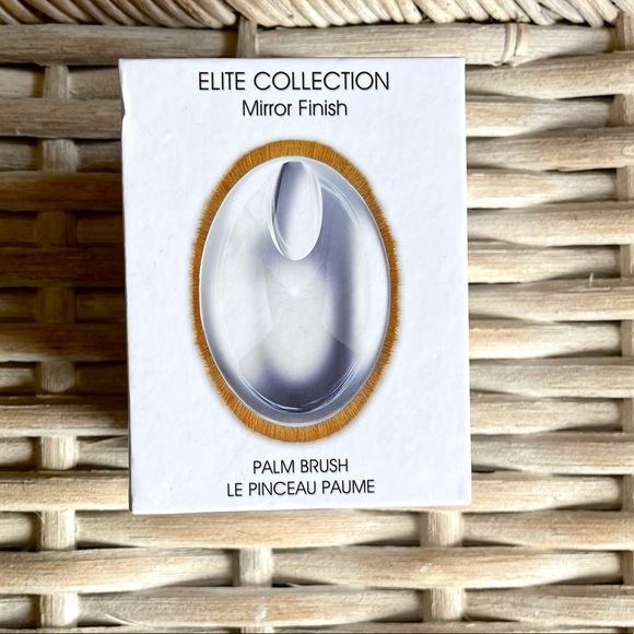 Elite Collection Mirror Finish Palm Artis Brush - Picture 2 of 6